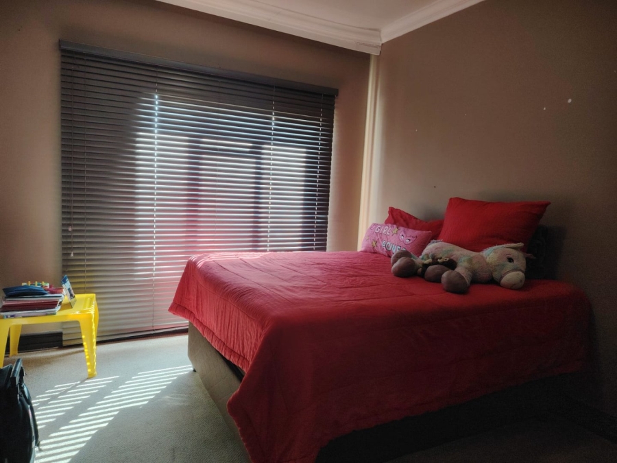 3 Bedroom Property for Sale in Pentagon Park Free State